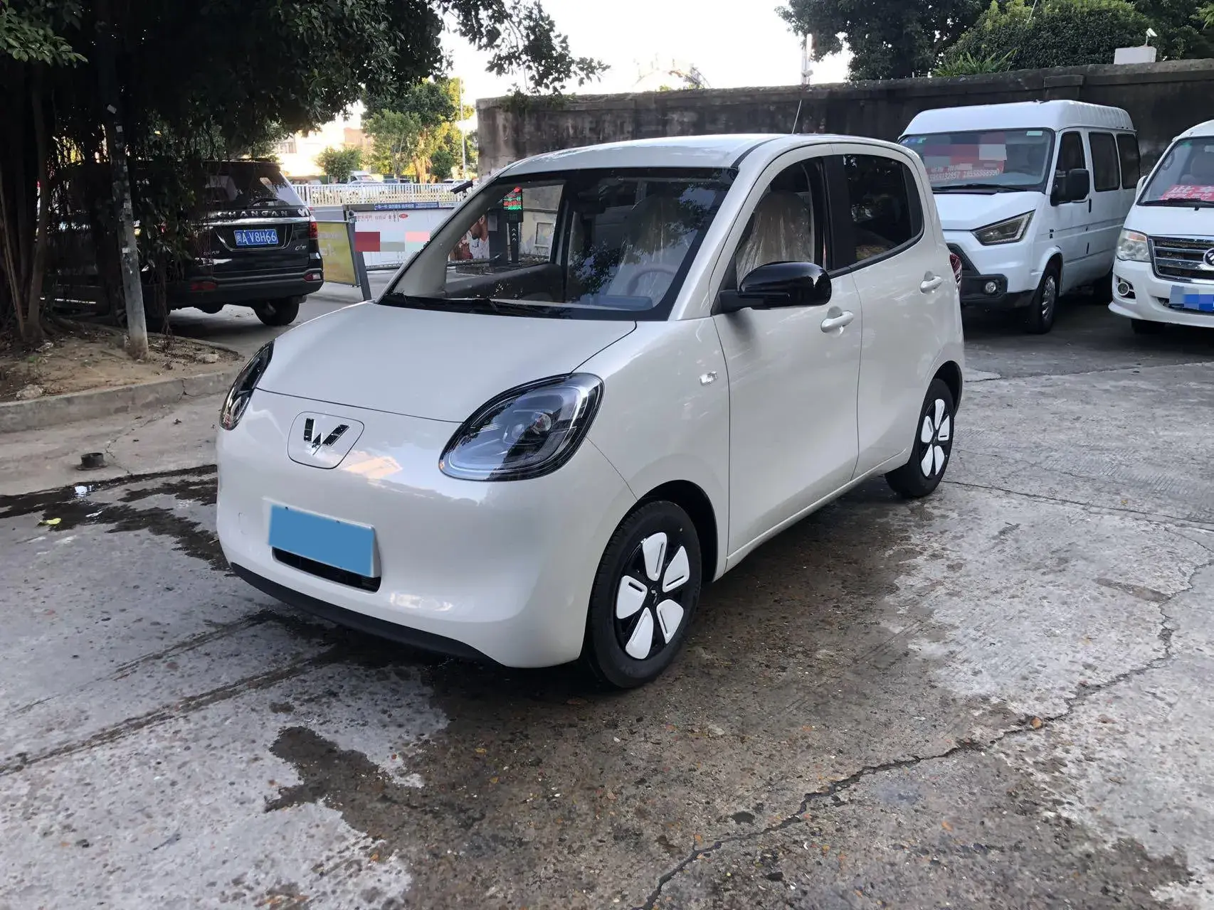 2025 WULING HONGGUANG view 1