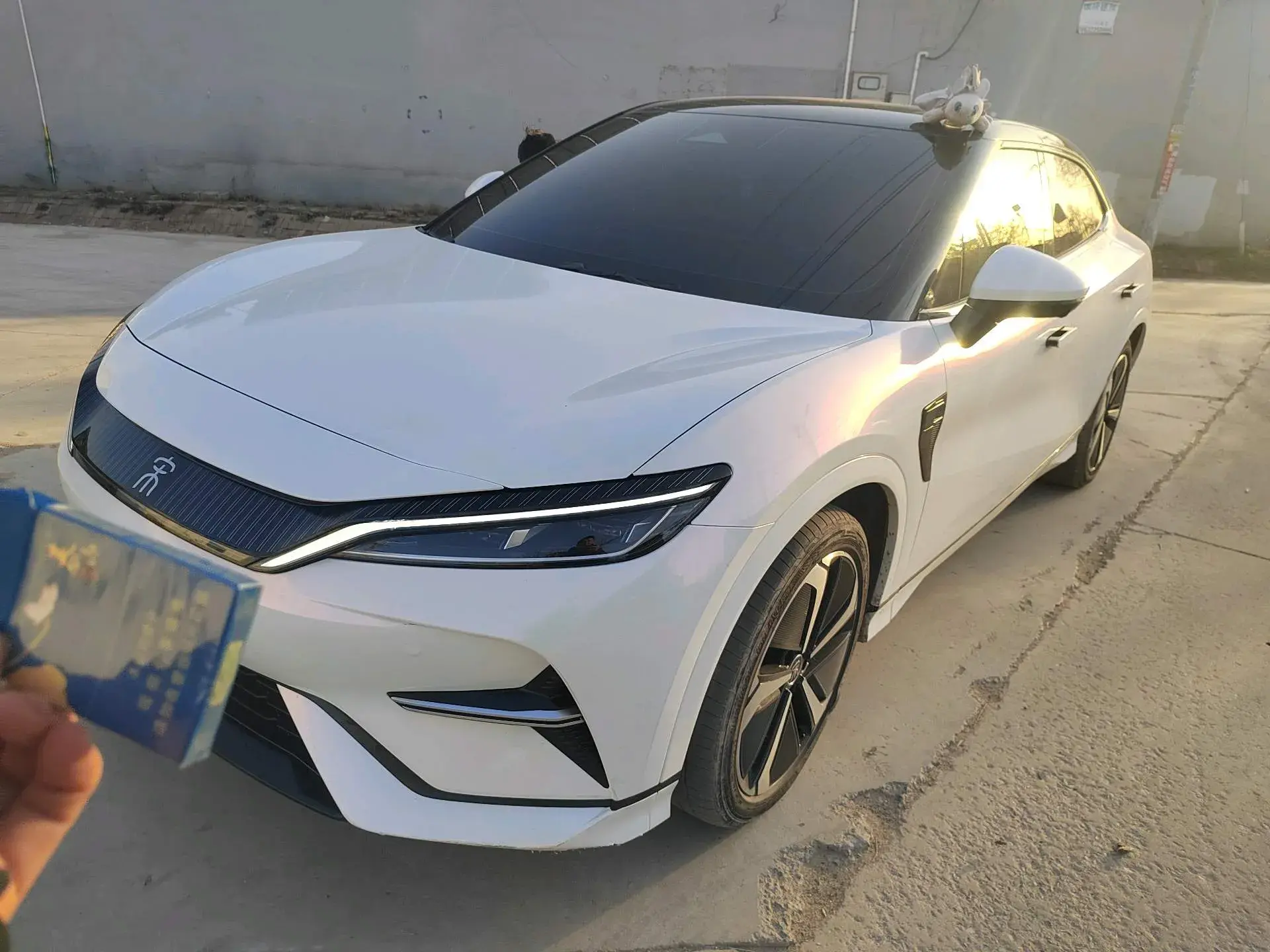 2024 BYD SONGL view 1