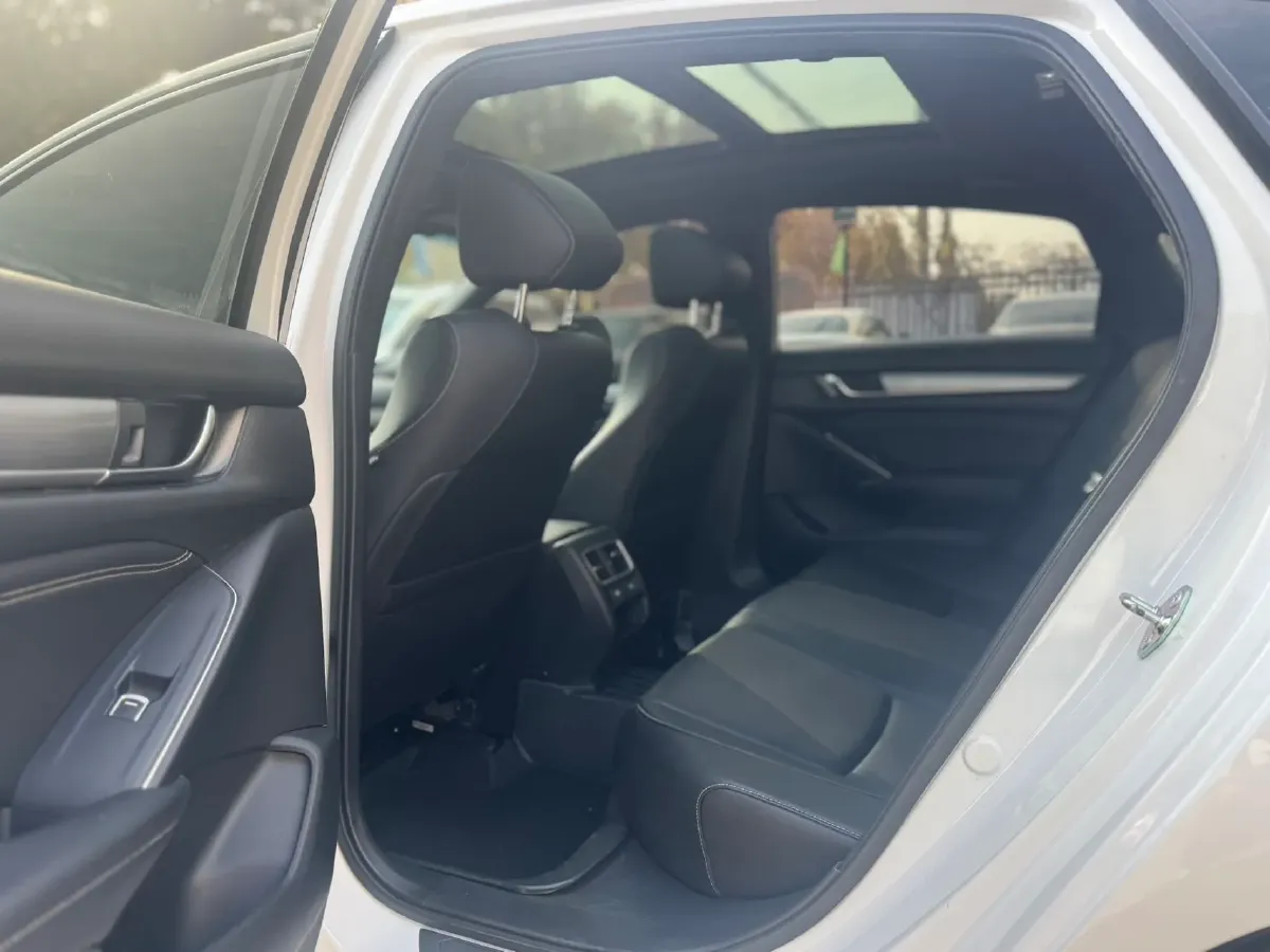 2022 Honda Inspire 1.5T 194HP L4 CVT,autocango,china used car exporter,china ev exporter,chinese used car exporter,chinese used ev exporter