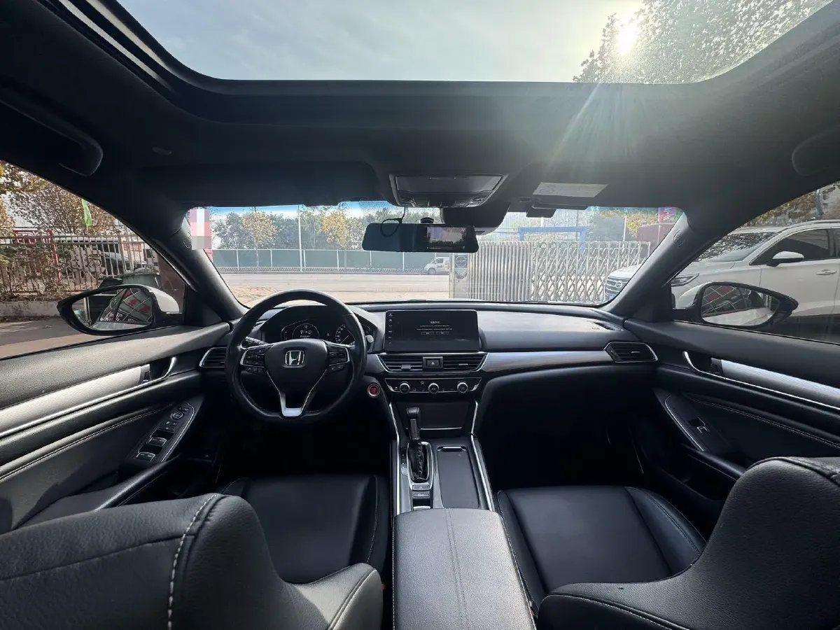 2022 Honda Inspire 1.5T 194HP L4 CVT,autocango,china used car exporter,china ev exporter,chinese used car exporter,chinese used ev exporter