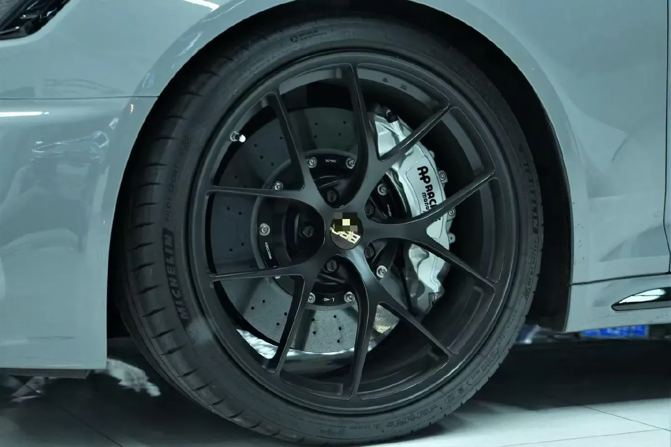 2023 Audi RS 4 2.9T 450HP V6 8AT,autocango,china used car exporter,china ev exporter,chinese used car exporter,chinese used ev exporter