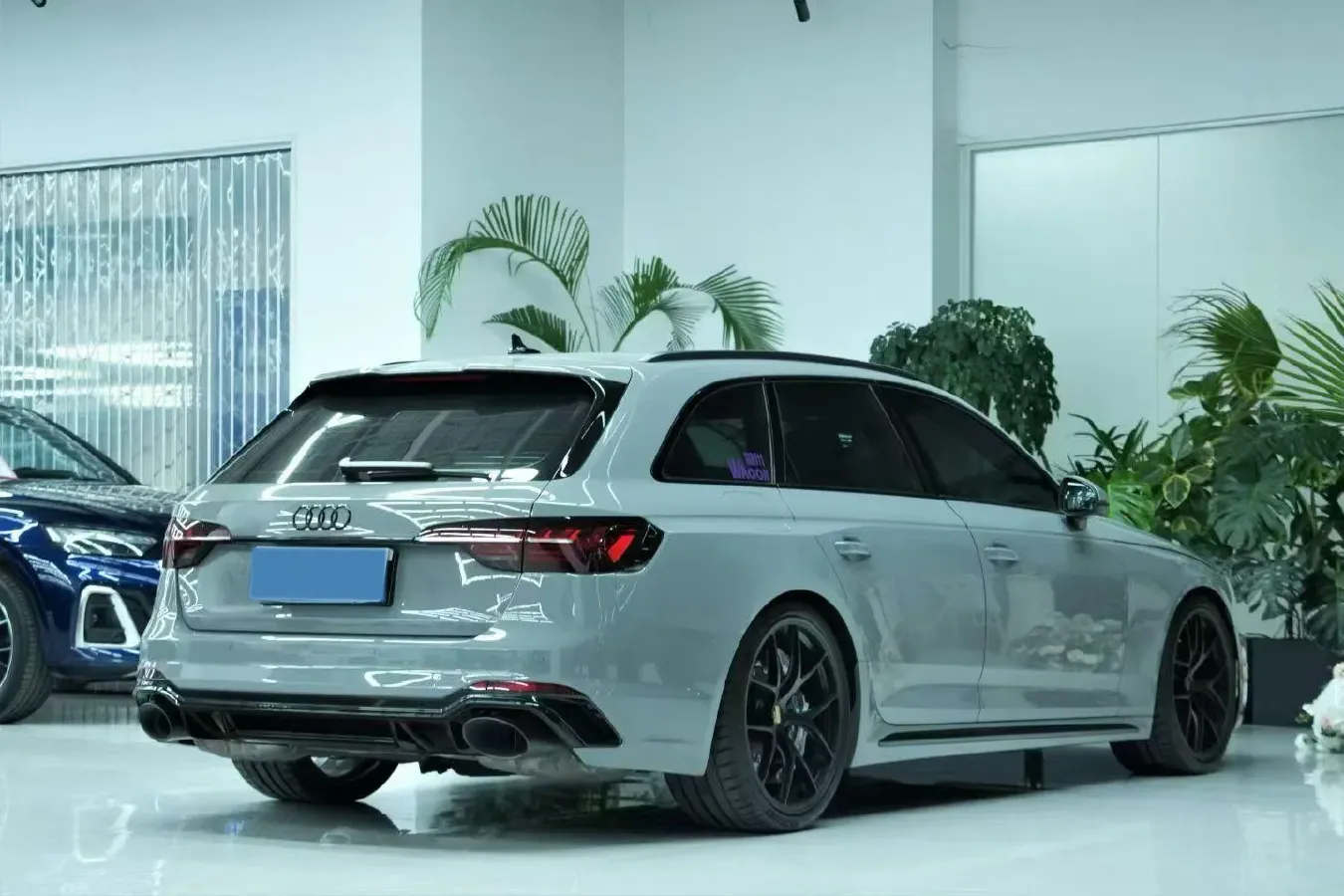 2023 Audi RS 4 2.9T 450HP V6 8AT,autocango,china used car exporter,china ev exporter,chinese used car exporter,chinese used ev exporter