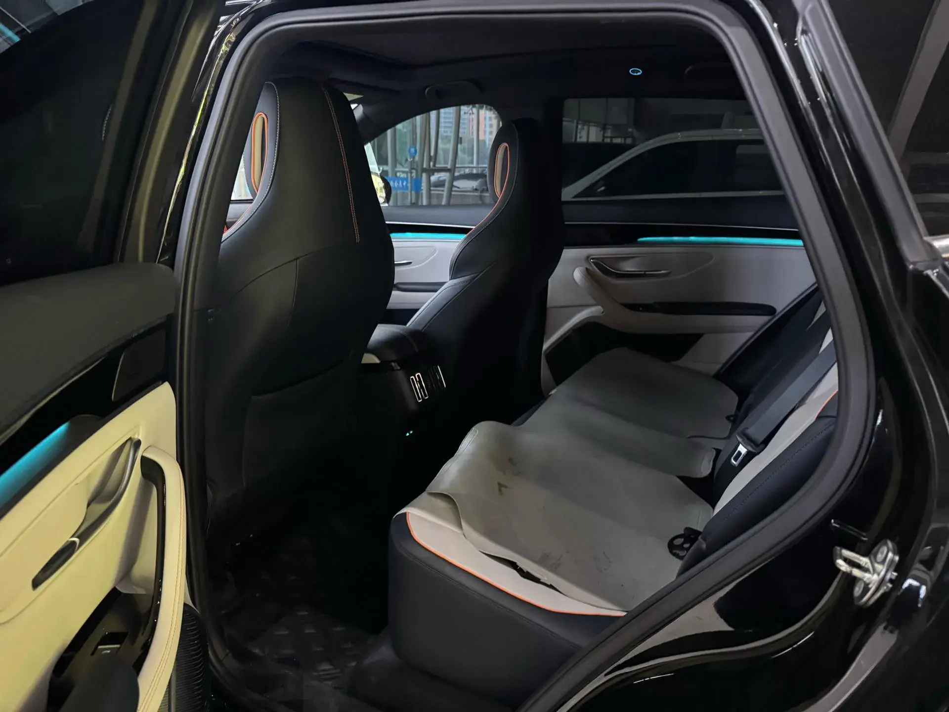 2022 BYD SONG thumbnail 4