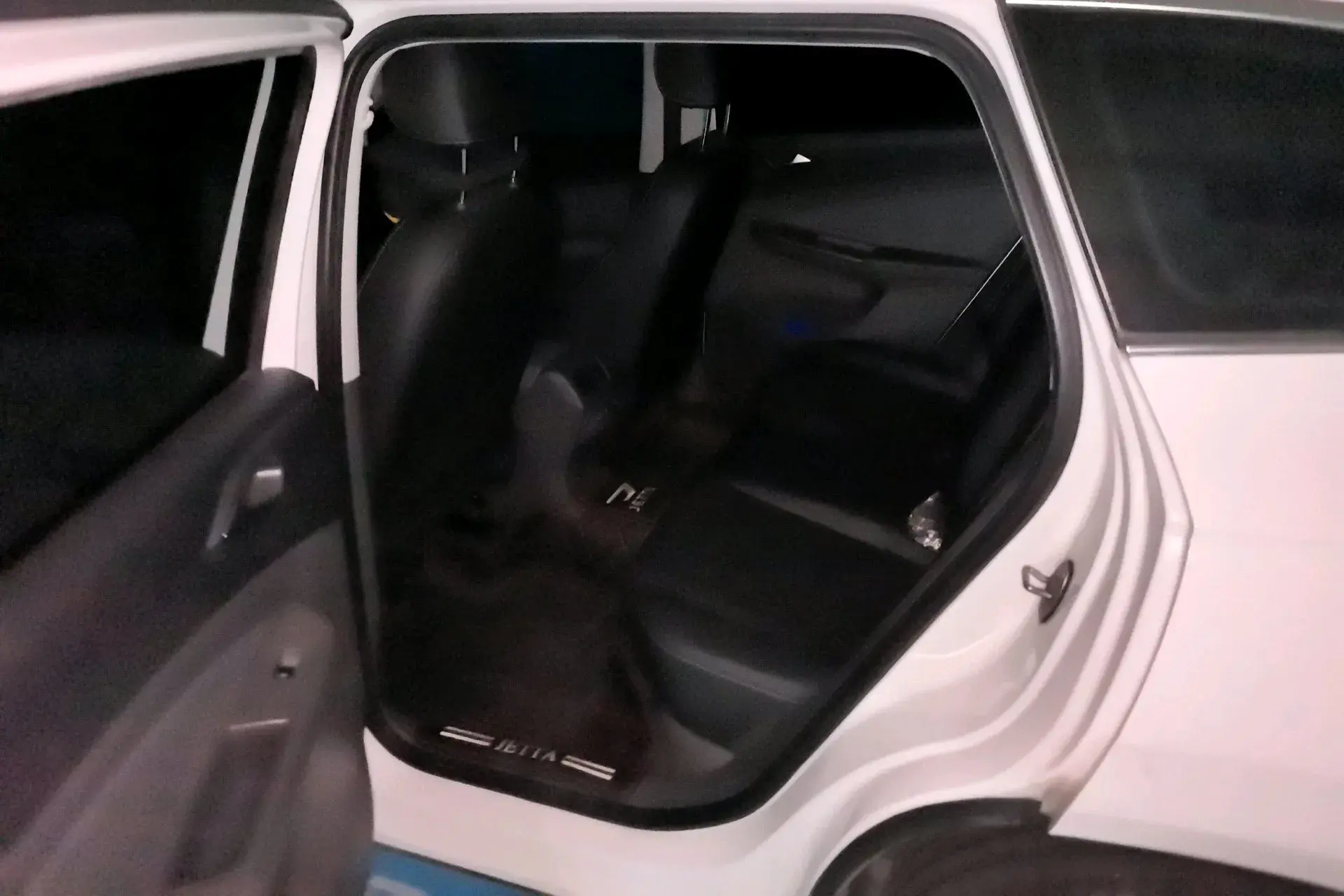 2020 JETTA VS7 thumbnail 4