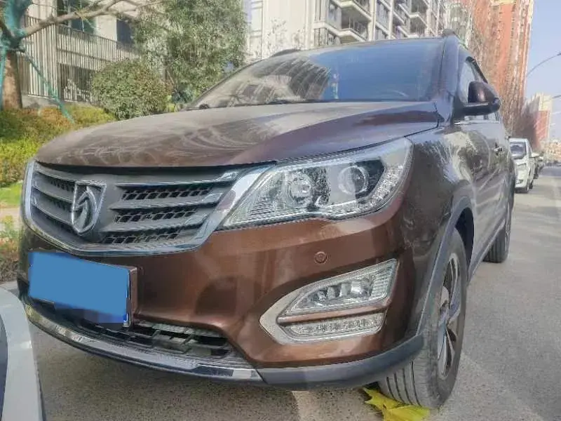 2016 BaoJun 560 1.8L 137HP L4 6MT