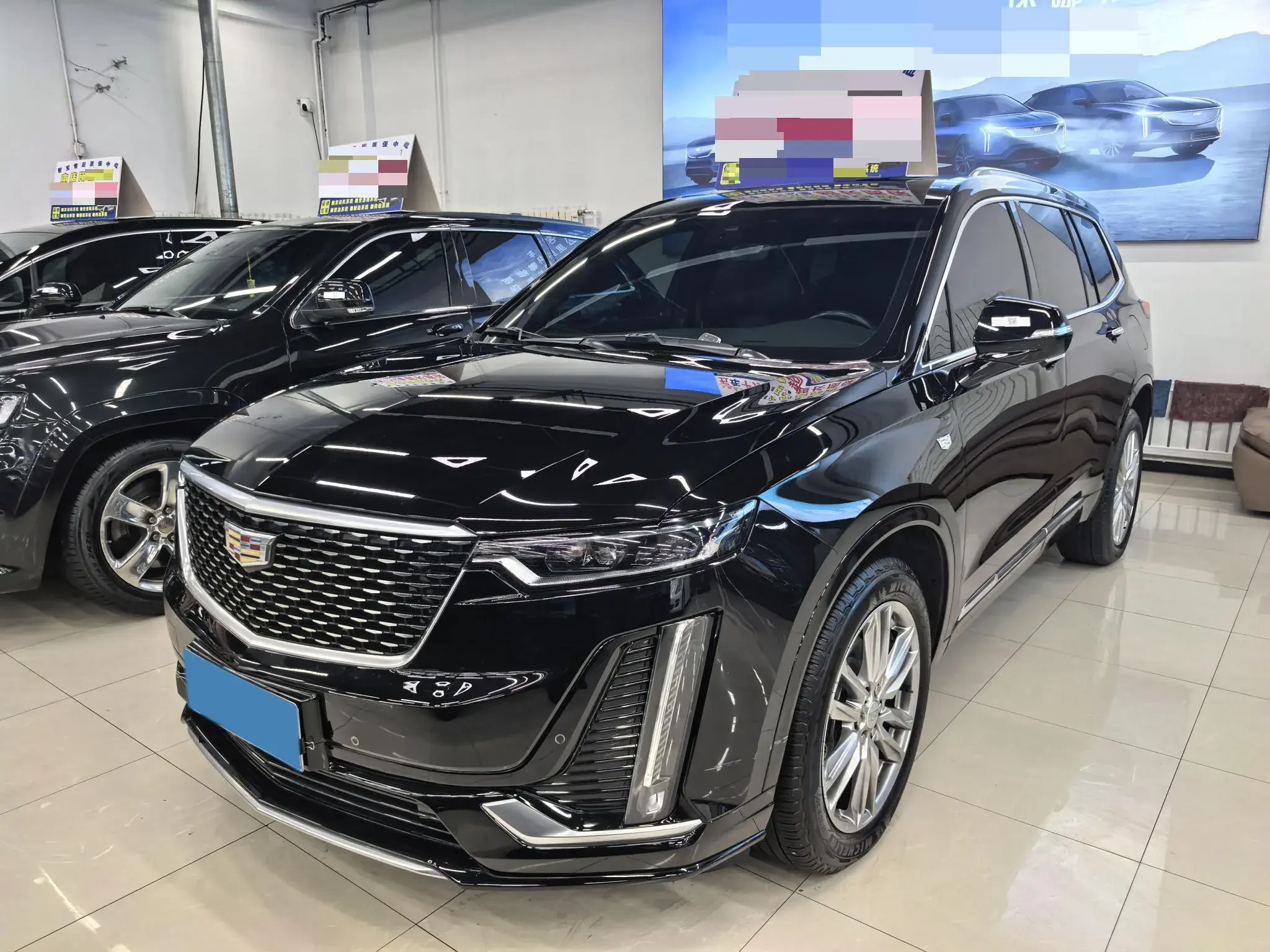 2022 CADILLAC XT6 view 1
