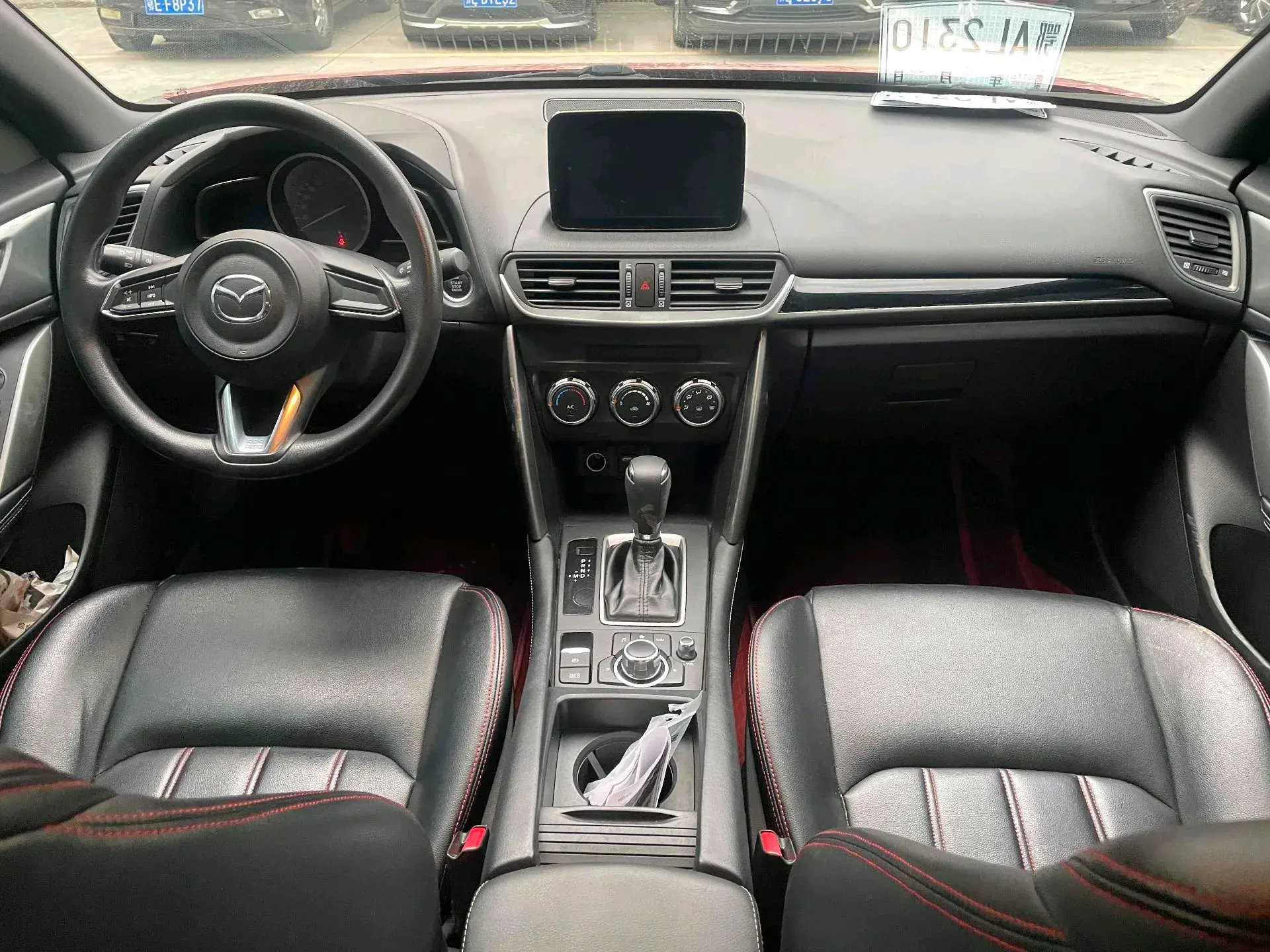 2018 MAZDA CX-4 thumbnail 4