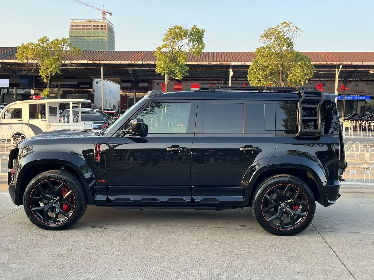 2024 Land Rover Defender 5.0T 525HP V8 8AT,autocango,china used car exporter,china ev exporter,chinese used car exporter,chinese used ev exporter
