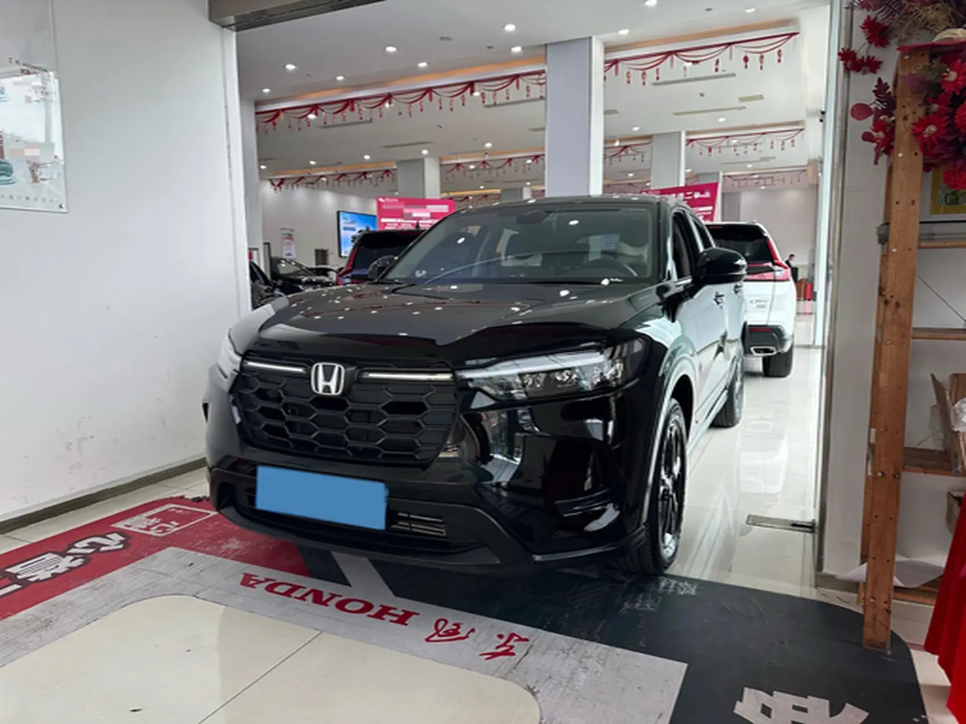 2023 HONDA HR-V view 1