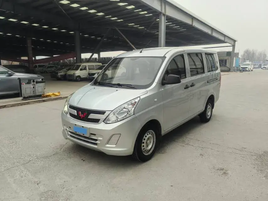 2018 WuLing RongGuang V 1.5L 112HP L4 5MT