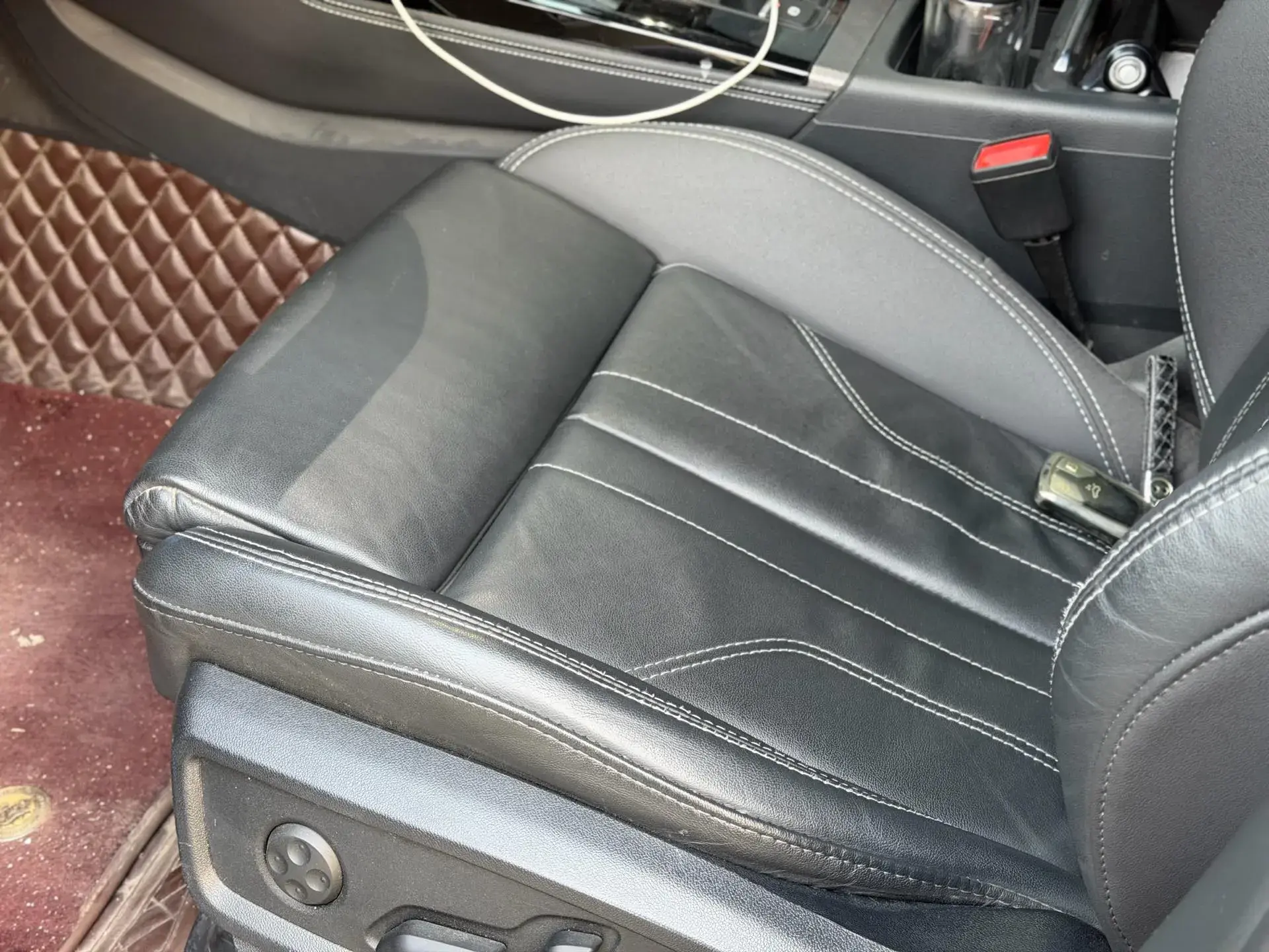 2022 AUDI Q5L thumbnail 4