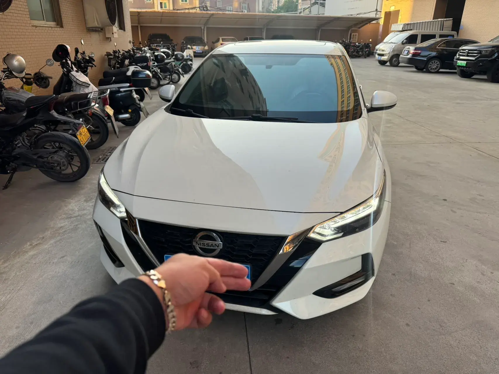 2020 NISSAN SYLPHY thumbnail 2