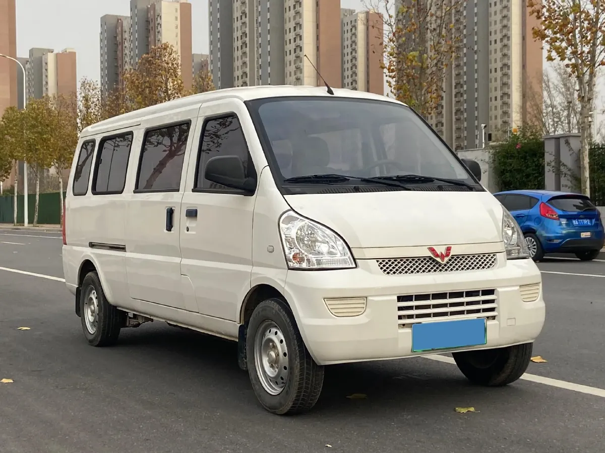 2020 WuLing RongGuang EV BEV 41.6KWH,autocango,china used car exporter,china ev exporter,chinese used car exporter,chinese used ev exporter
