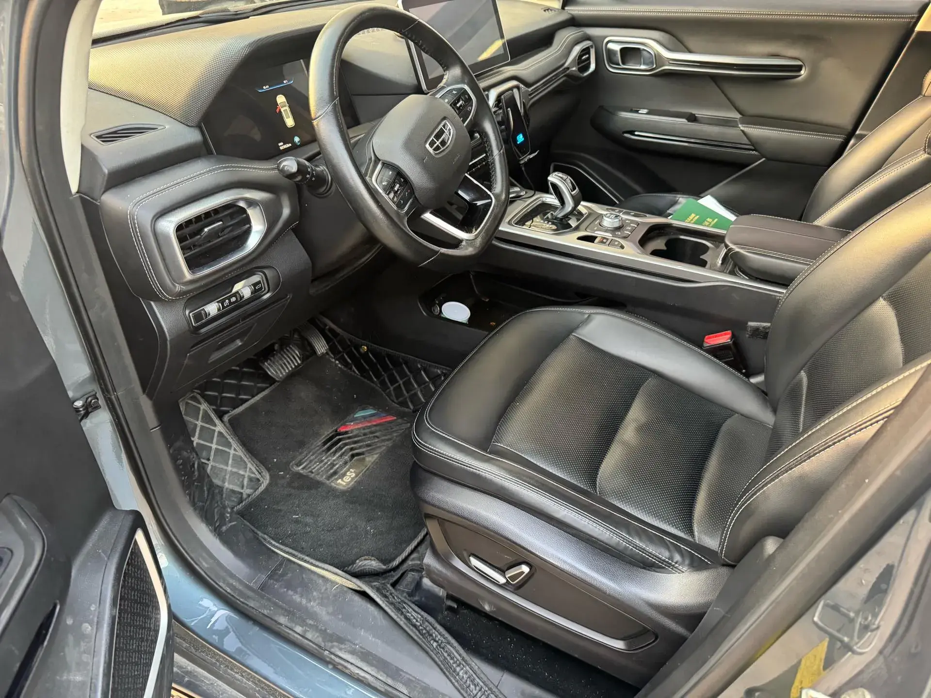 2020 GEELY OKAVANGO thumbnail 4