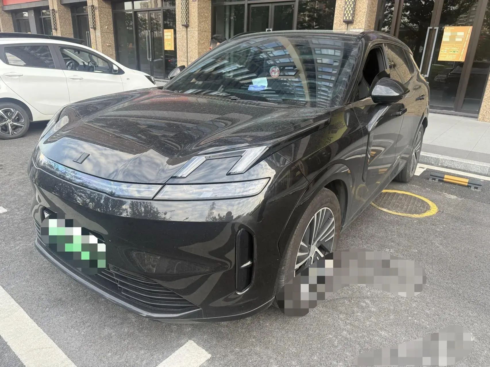 2023 LYNK&CO 08 view 1