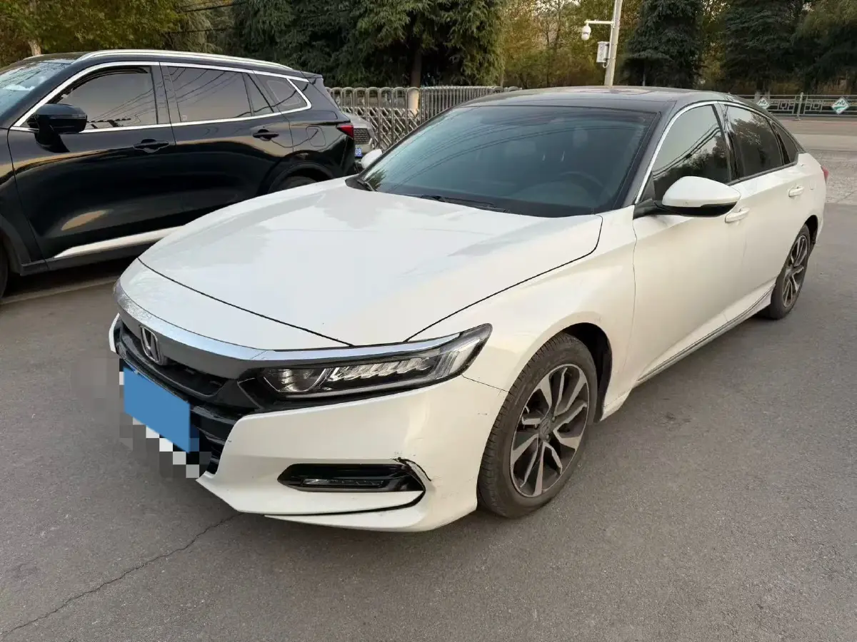 2018 Honda Accord 1.5T 194HP L4 CVT