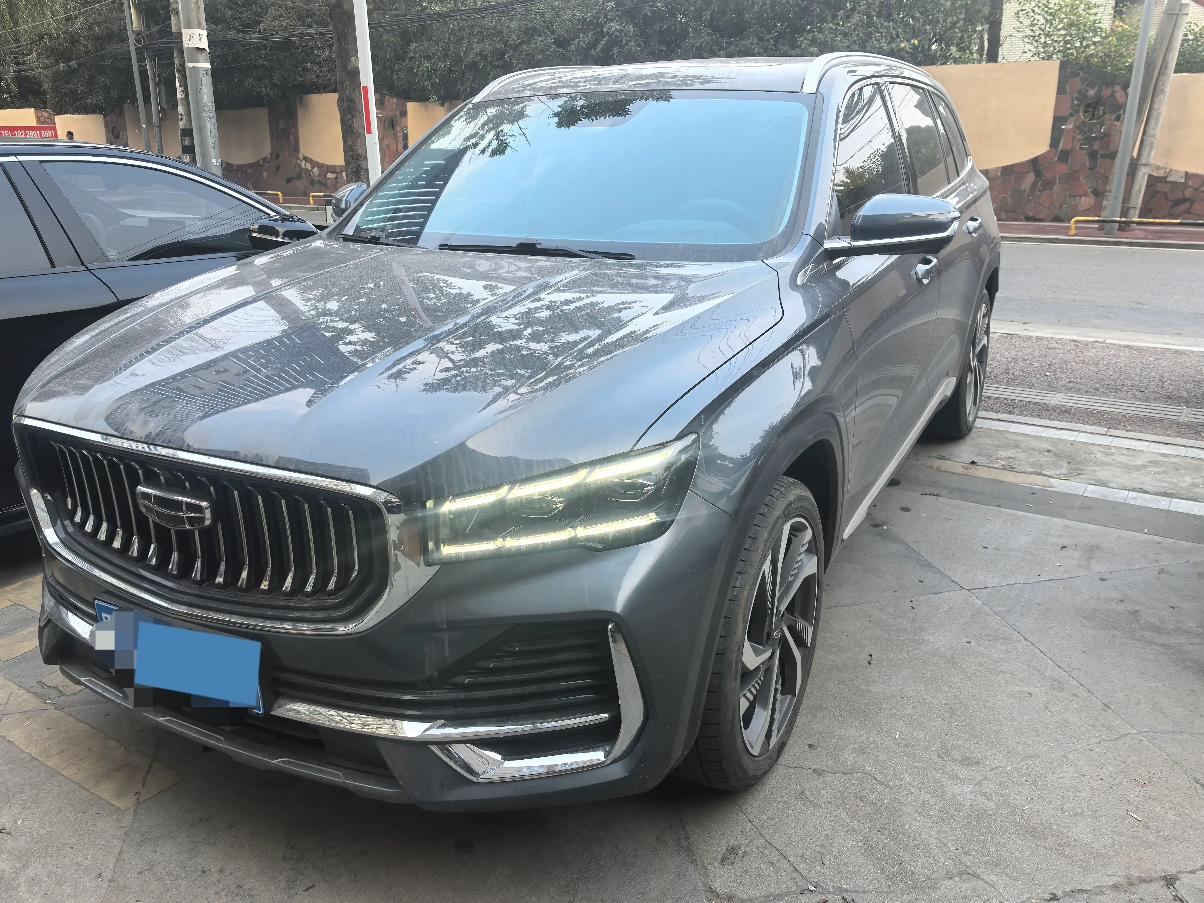 2023 GEELY MONJARO view 1
