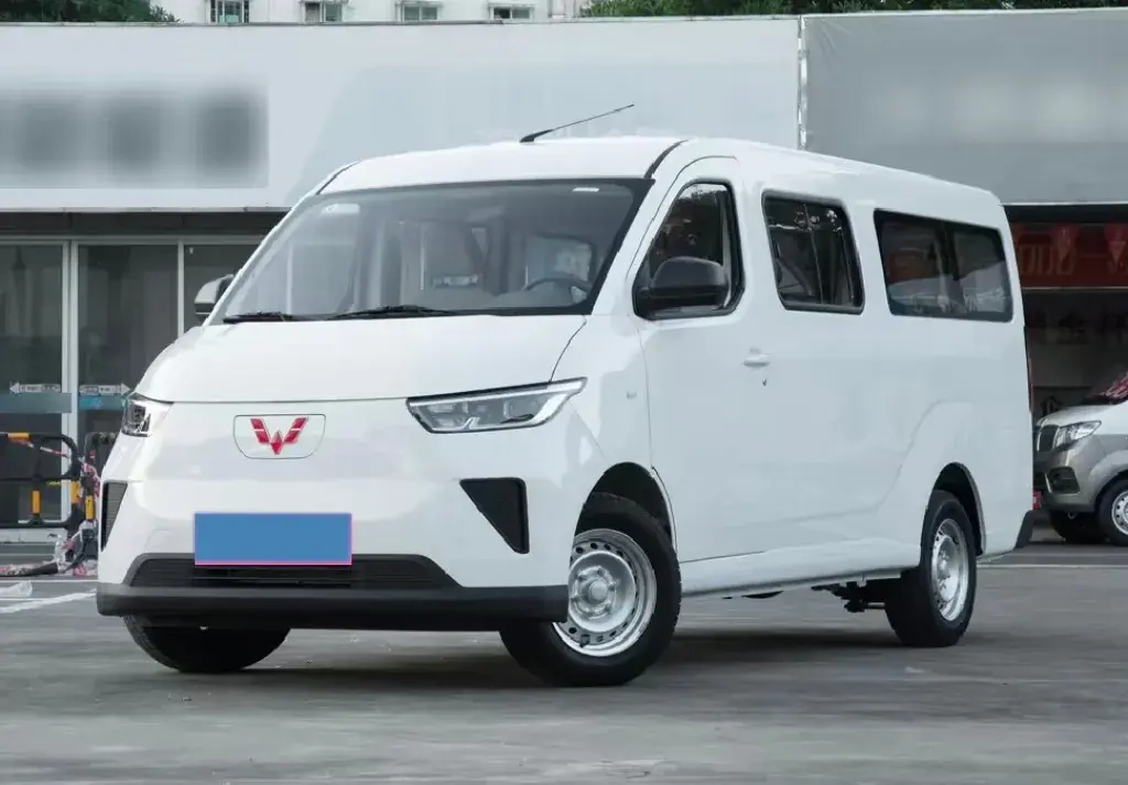 2024 WULING YANGGUANG view 1