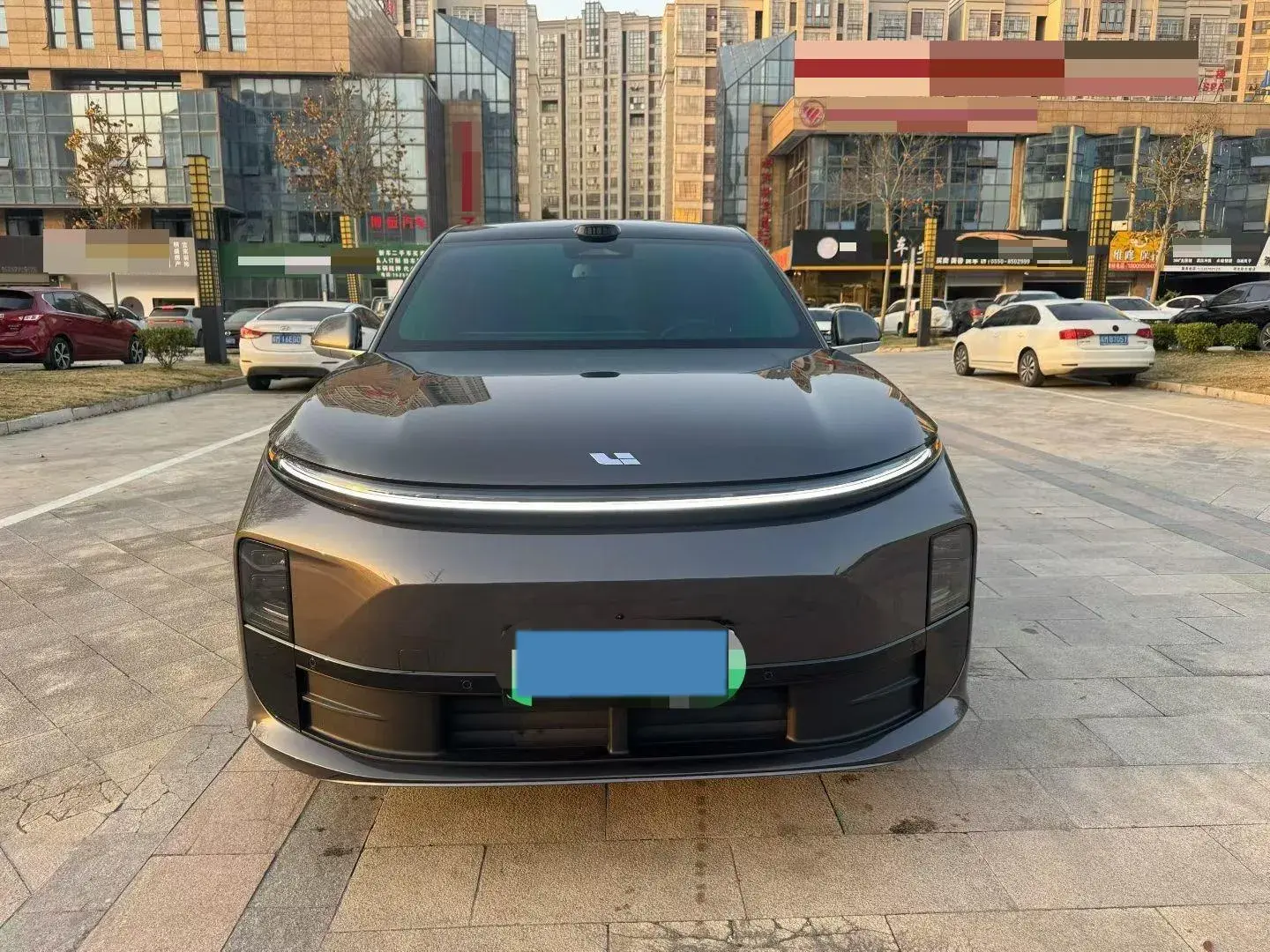 2025 LI L6 thumbnail 2