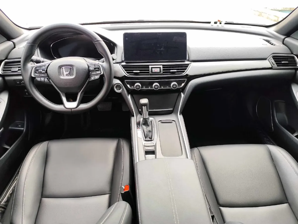 2022 Honda Inspire 1.5T 194HP L4 CVT,autocango,china used car exporter,china ev exporter,chinese used car exporter,chinese used ev exporter