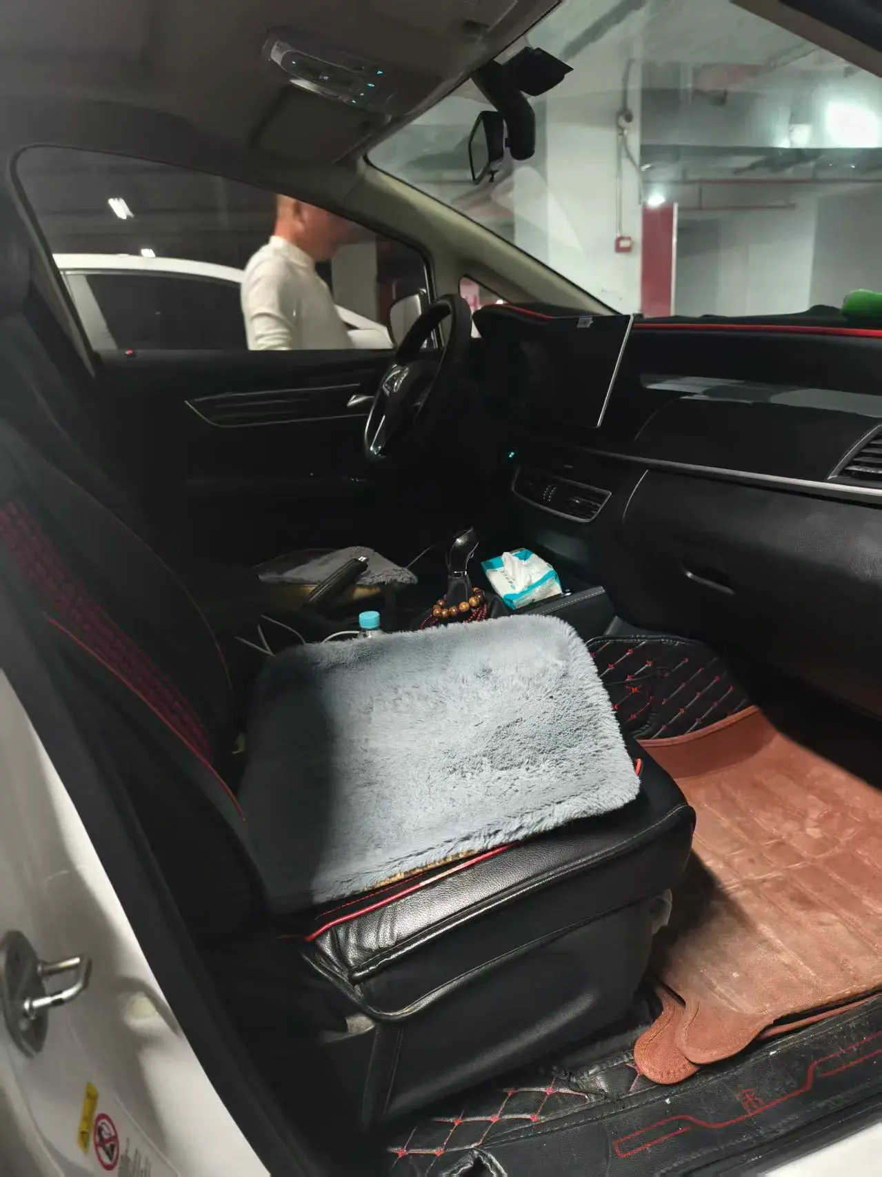 2019 BYD SONG thumbnail 4