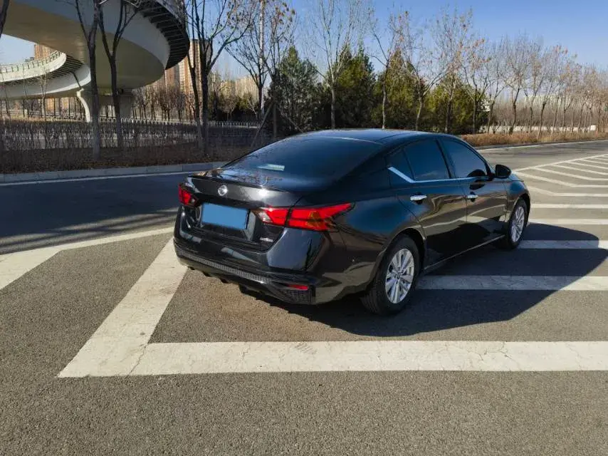 2020 NISSAN TEANA thumbnail 2