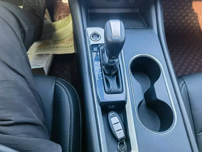 2020 NISSAN TEANA thumbnail 4