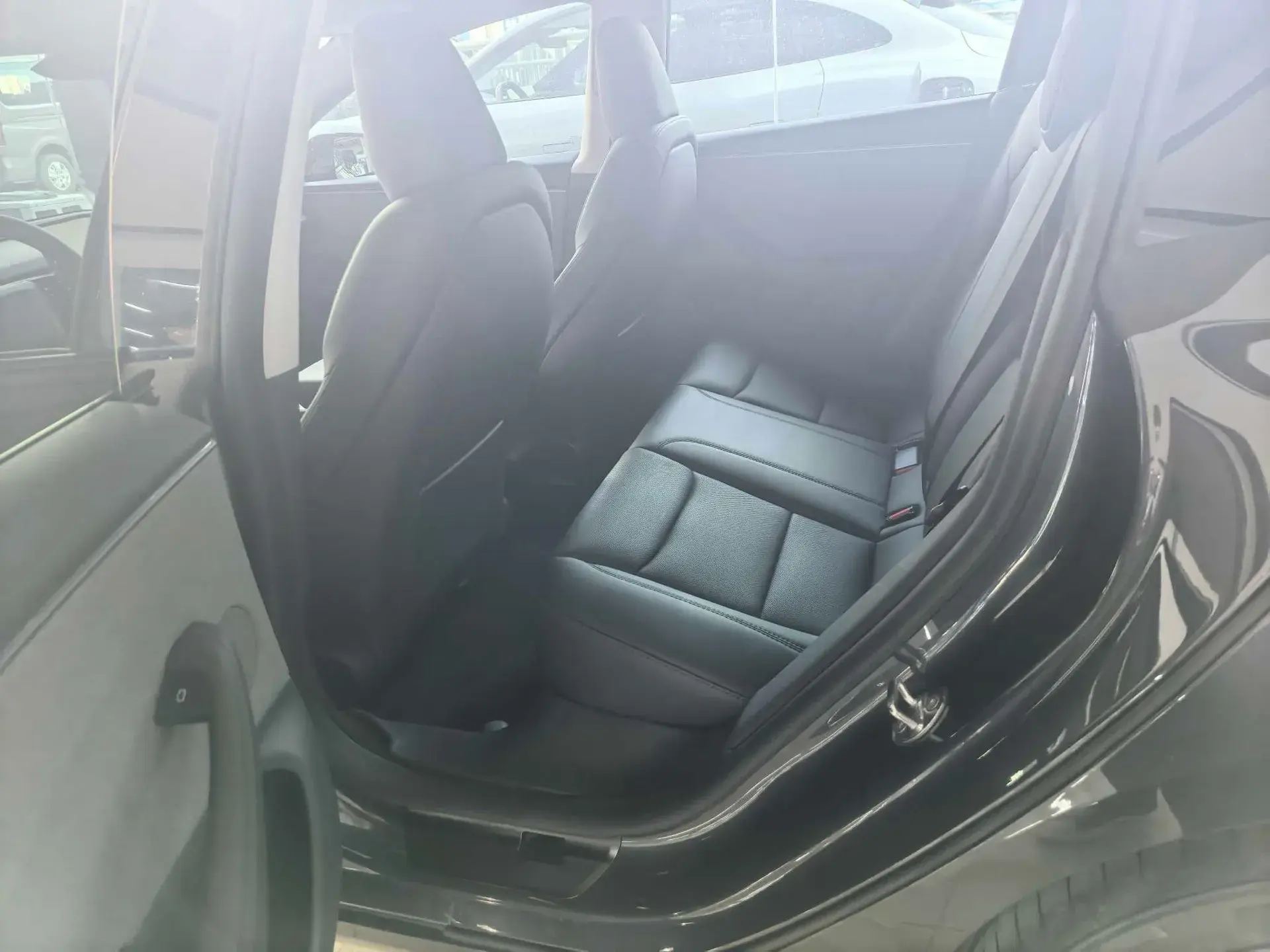 2025 TESLA MODEL thumbnail 3