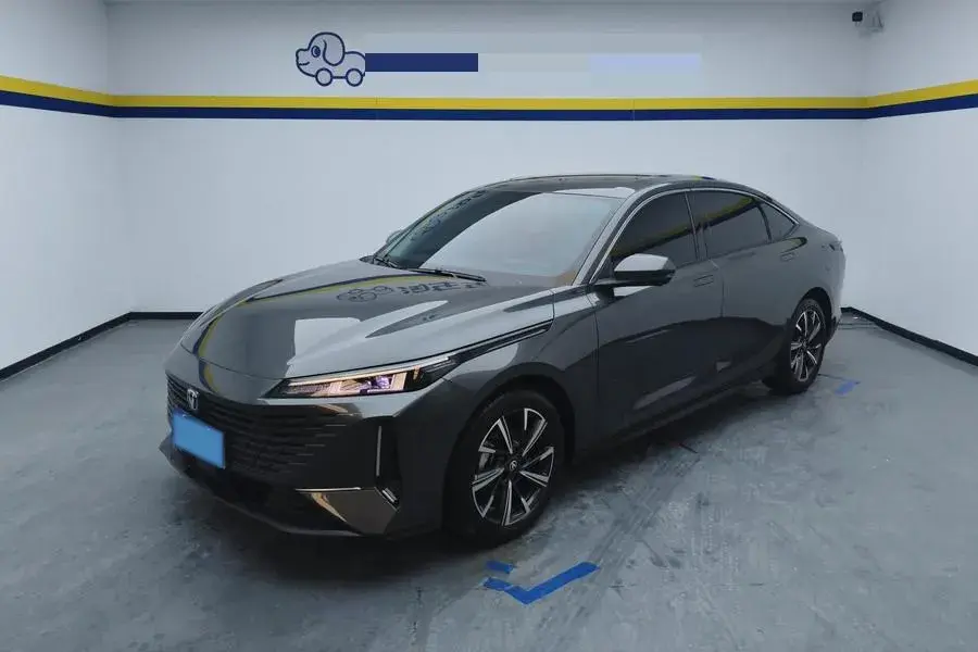 2023 ChangAn Lamore 1.5T 170HP L4 7DCT