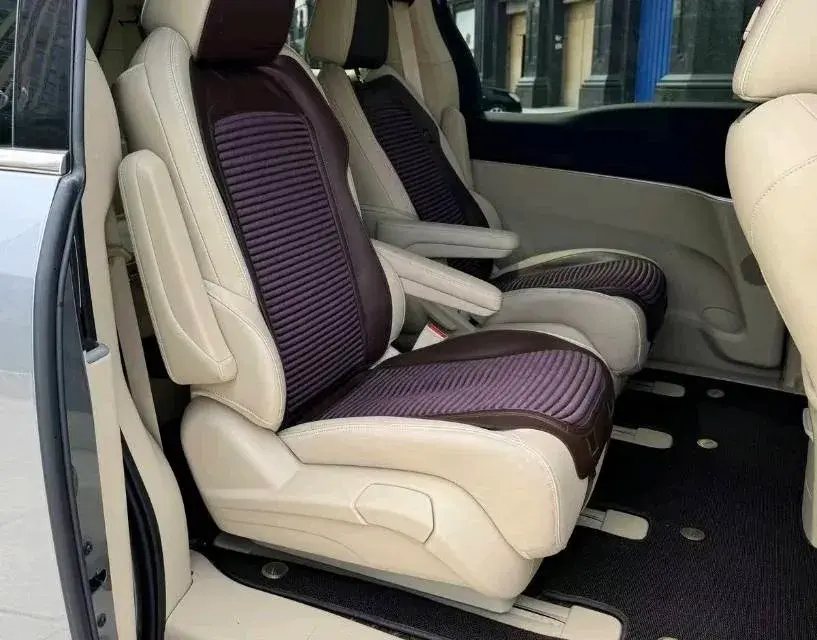 2023 BUICK GL8 thumbnail 3