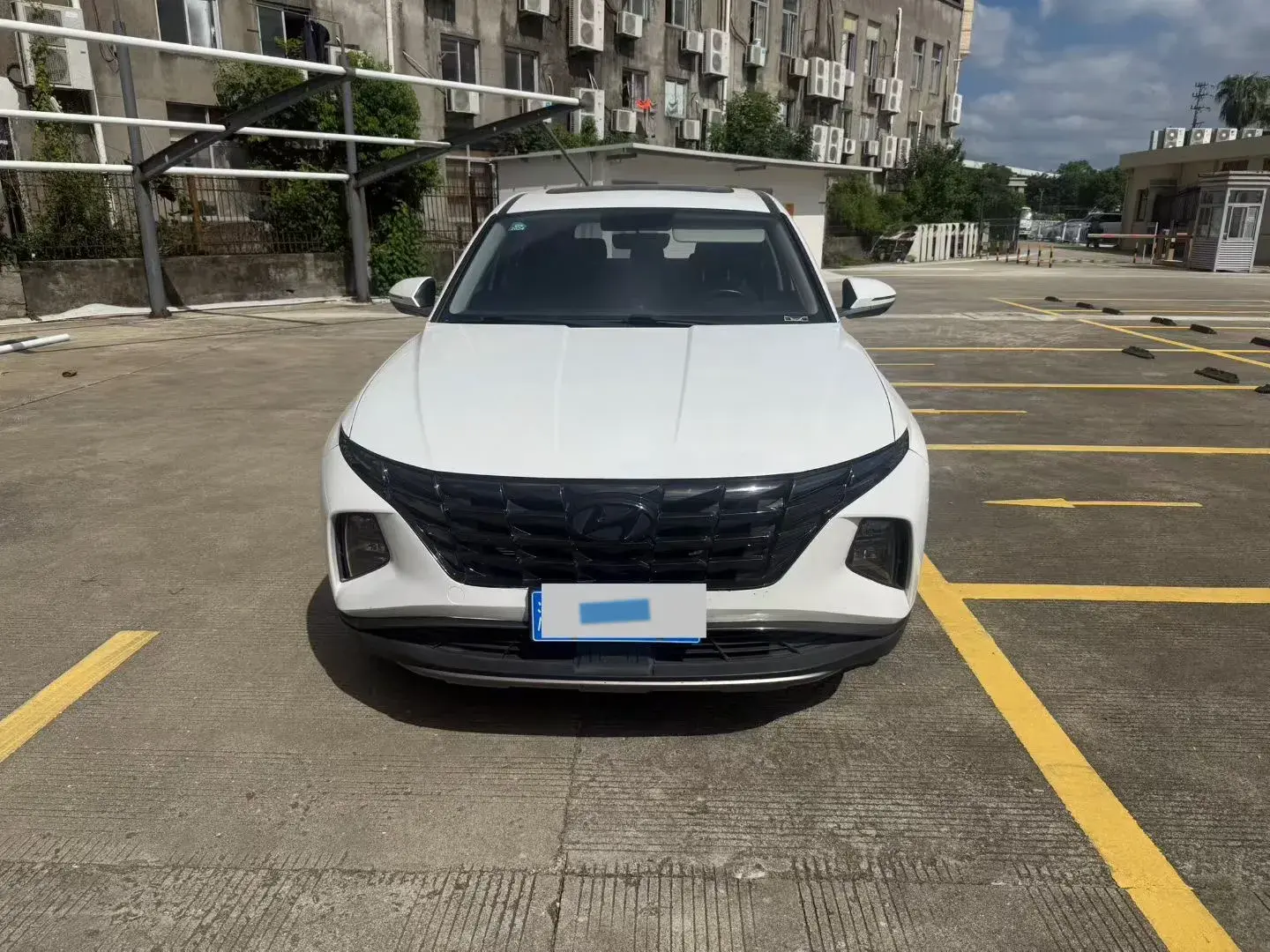 2021 HYUNDAI TUCSON thumbnail 2