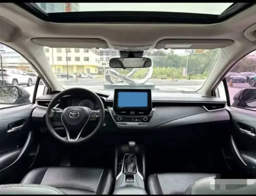 2021 TOYOTA COROLLA thumbnail 3