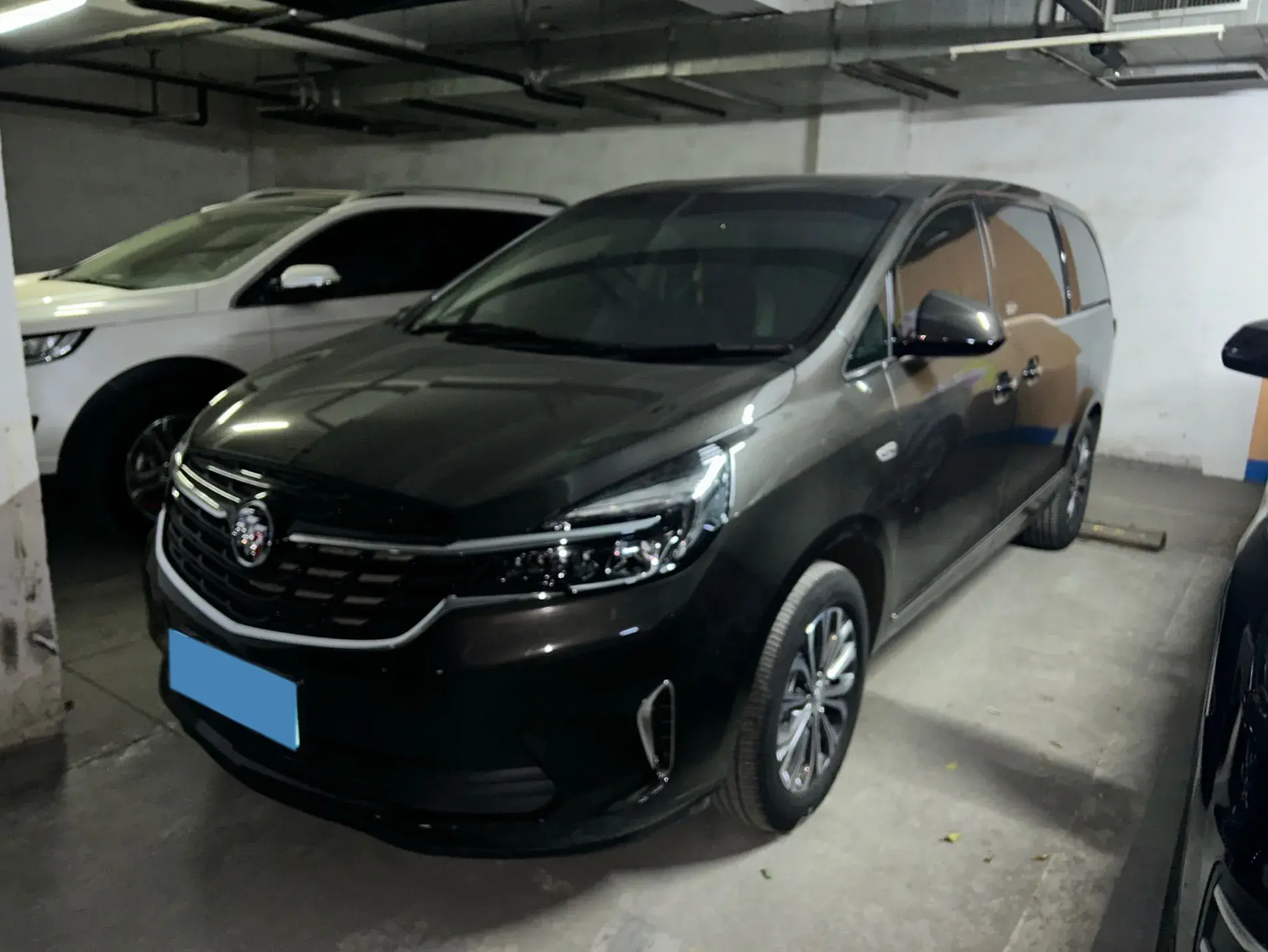 2022 BUICK GL8 view 1