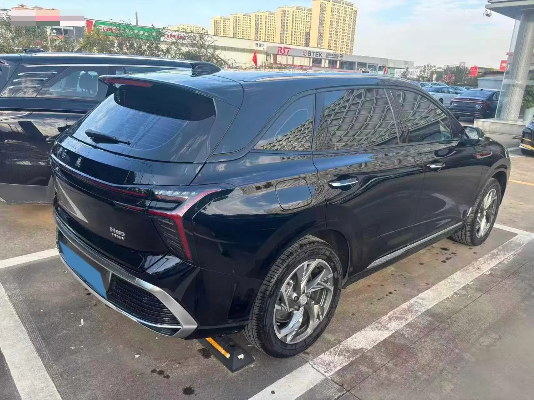 2024 HONGQI HS3 thumbnail 4