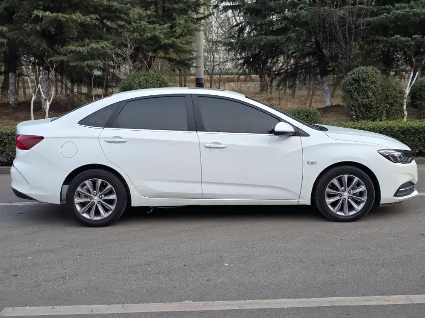 2022 CHEVROLET MONZA thumbnail 4