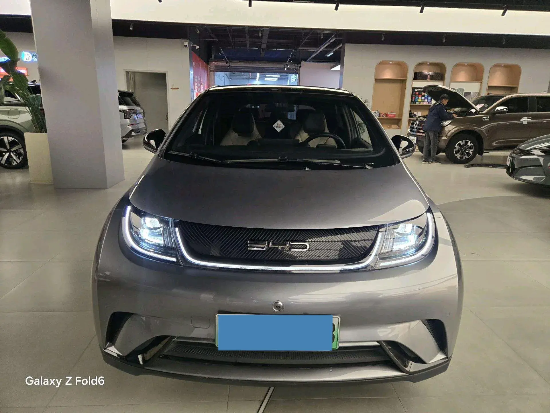 2023 BYD DOLPHIN thumbnail 2