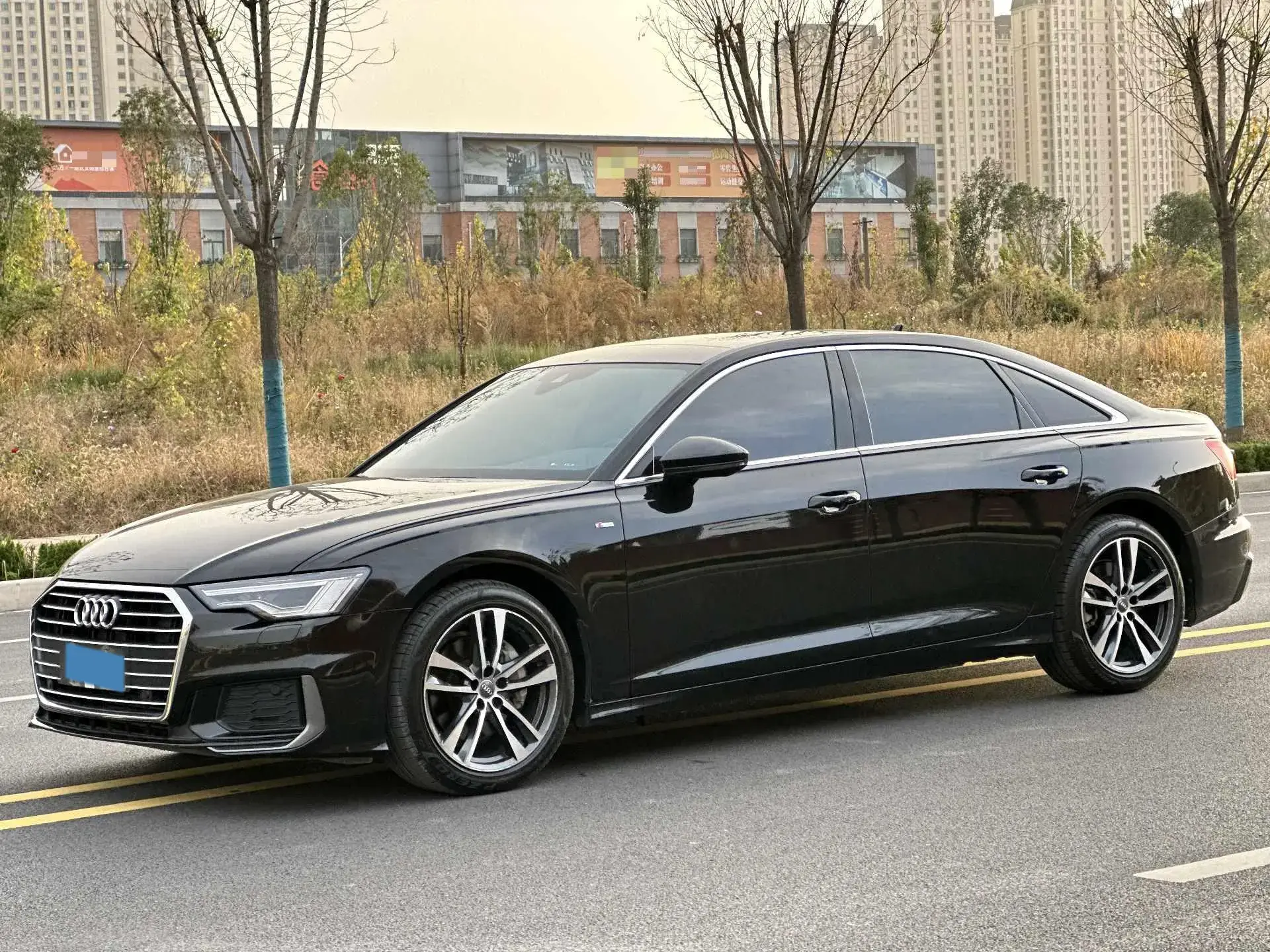 2021 AUDI A6L view 1