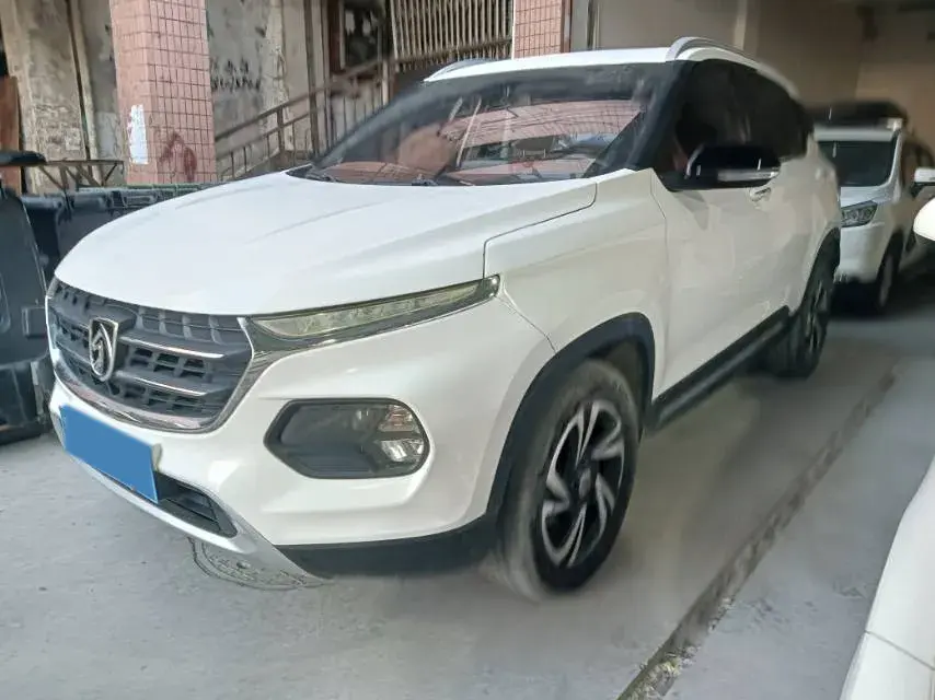 2017 BAOJUN 510 view 1