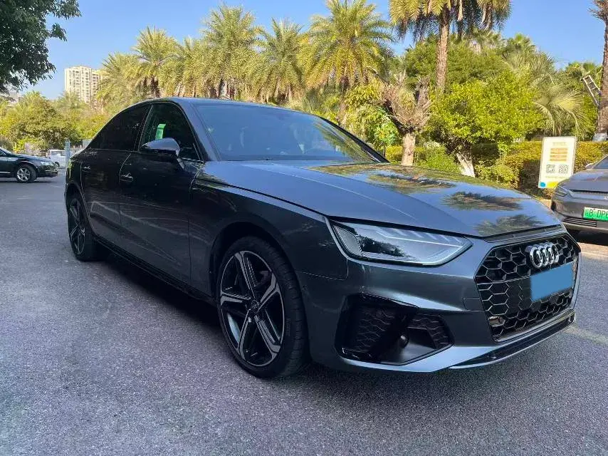 2024 AUDI A4L thumbnail 3