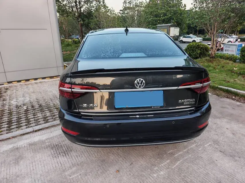 2020 VOLKSWAGEN SAGITAR thumbnail 3