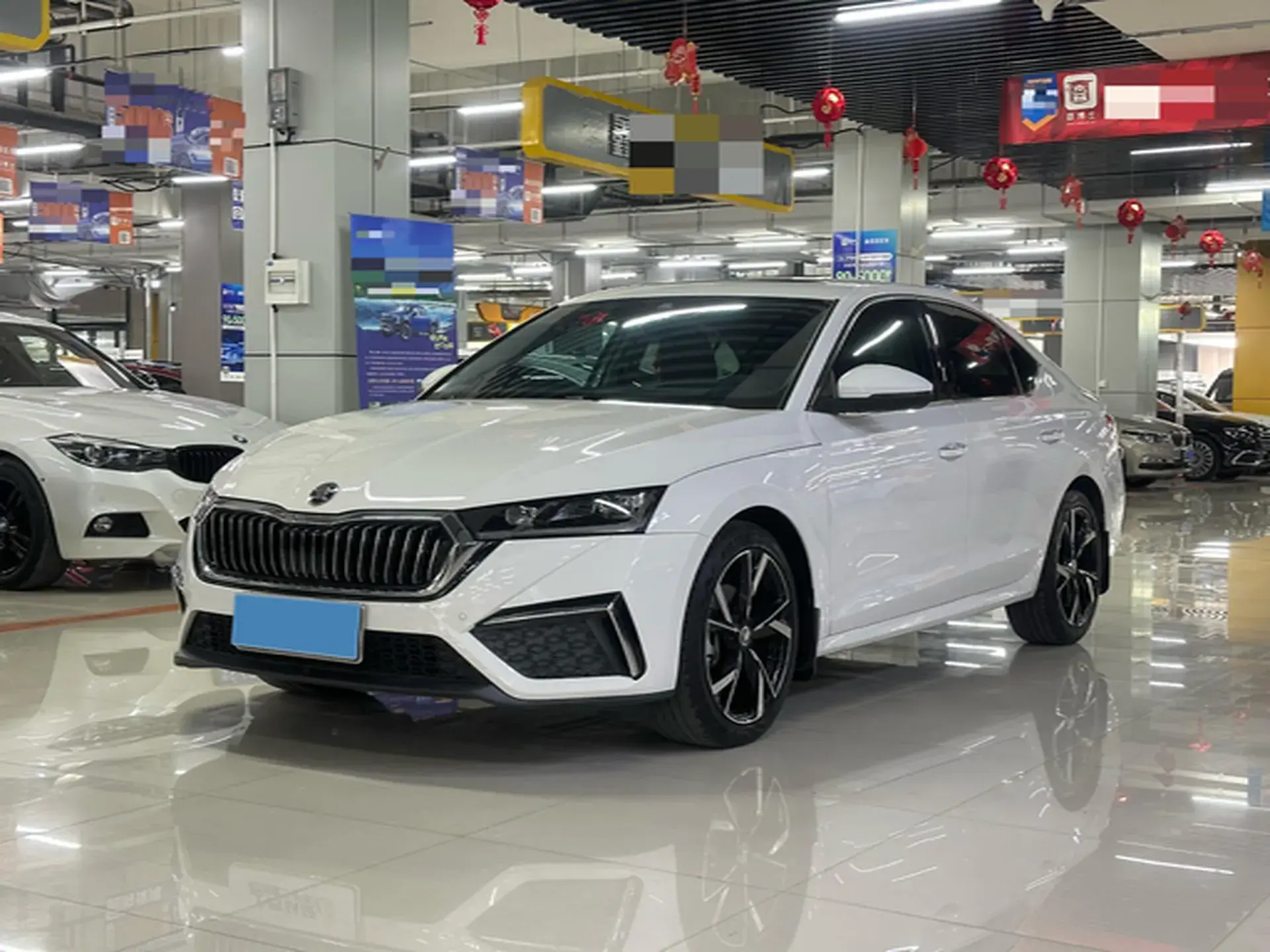 2021 SKODA OCTAVIA view 1