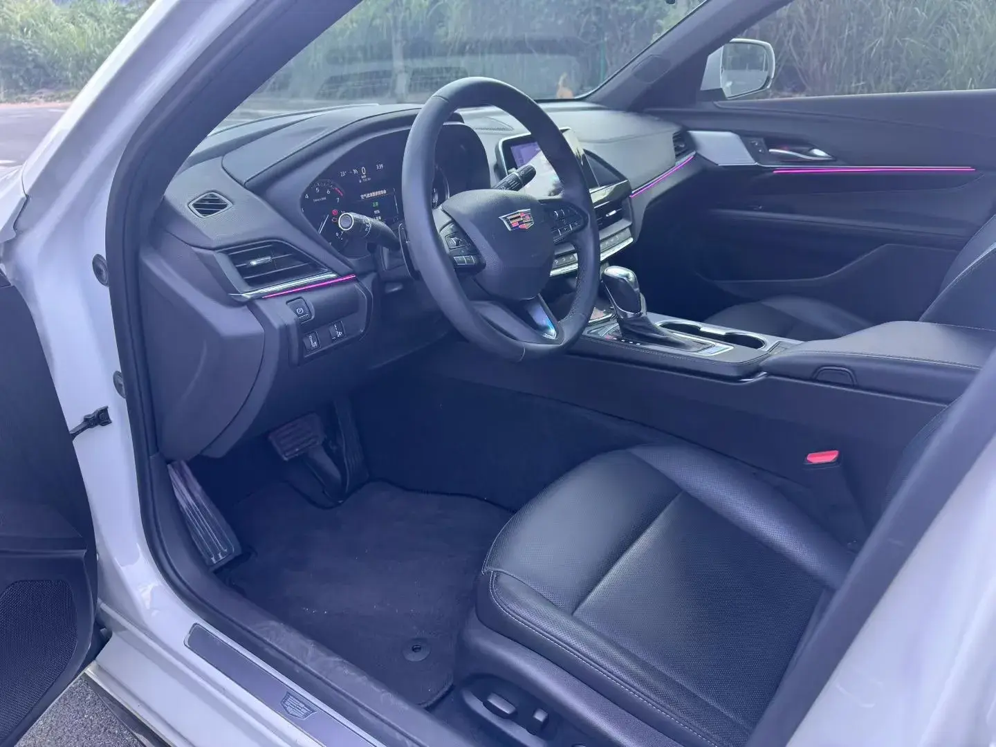 2023 CADILLAC CT4 thumbnail 4