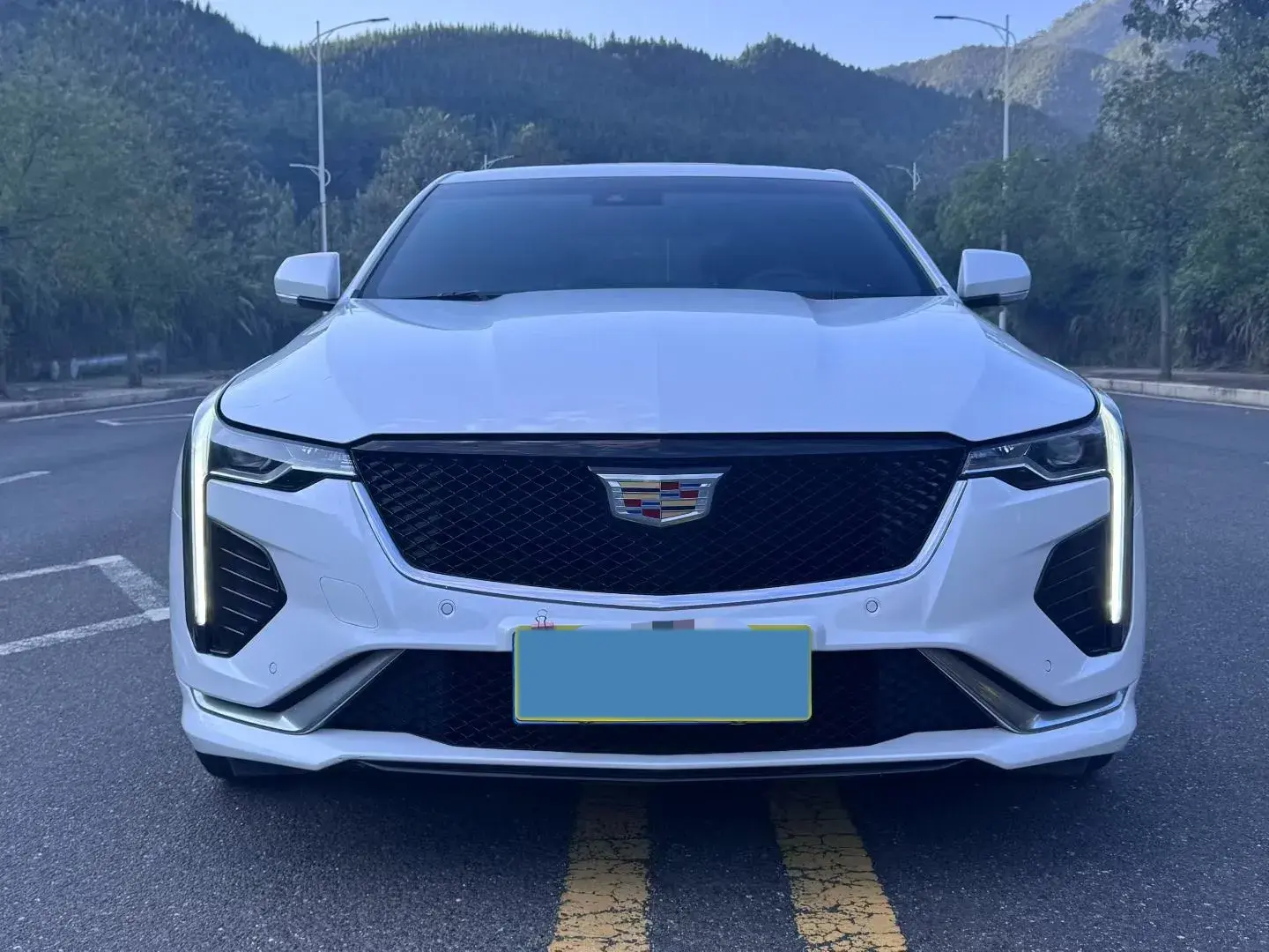 2023 CADILLAC CT4 thumbnail 2