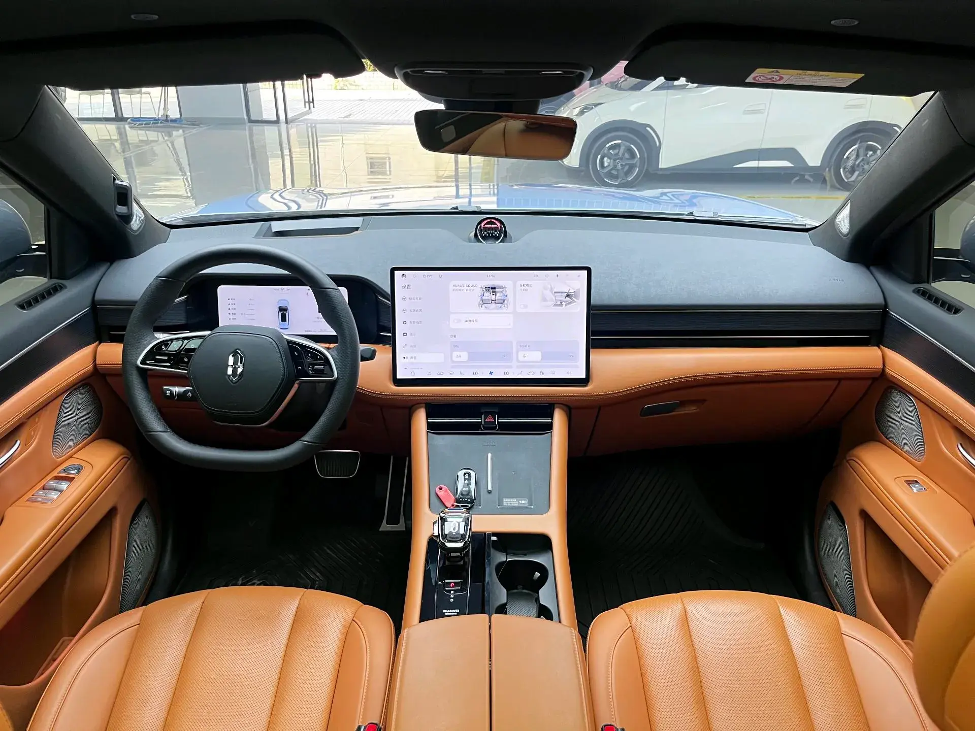 2024 AITO AITO thumbnail 3