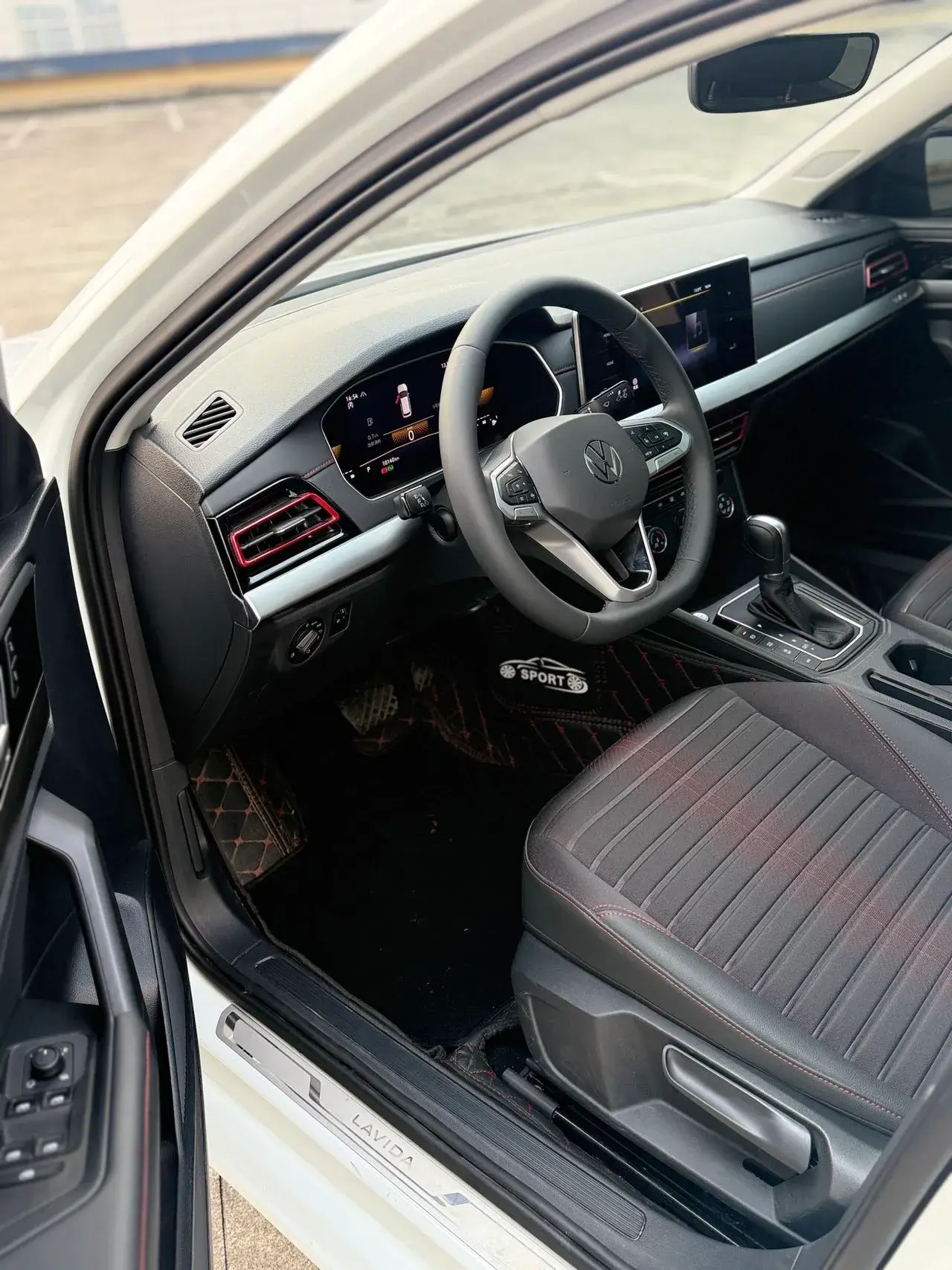 2024 VOLKSWAGEN LAVIDA thumbnail 4