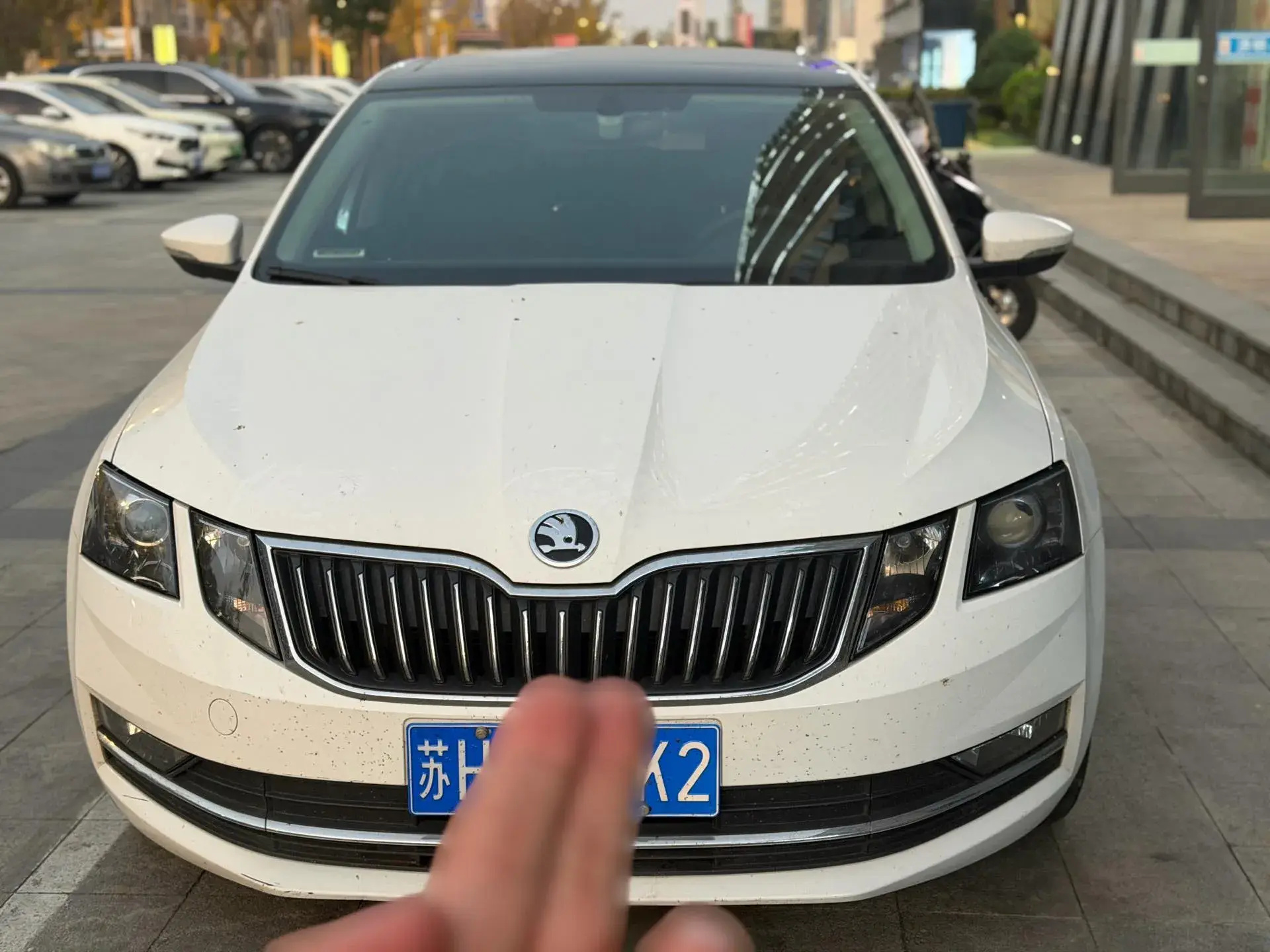 2019 SKODA OCTAVIA thumbnail 2