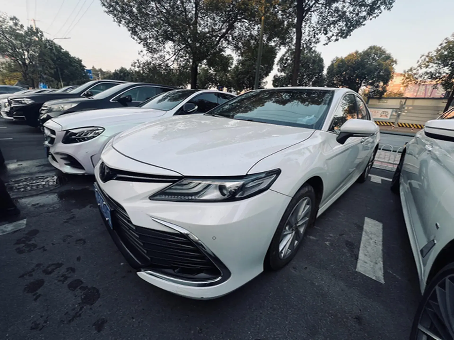 2021 TOYOTA CAMRY view 1