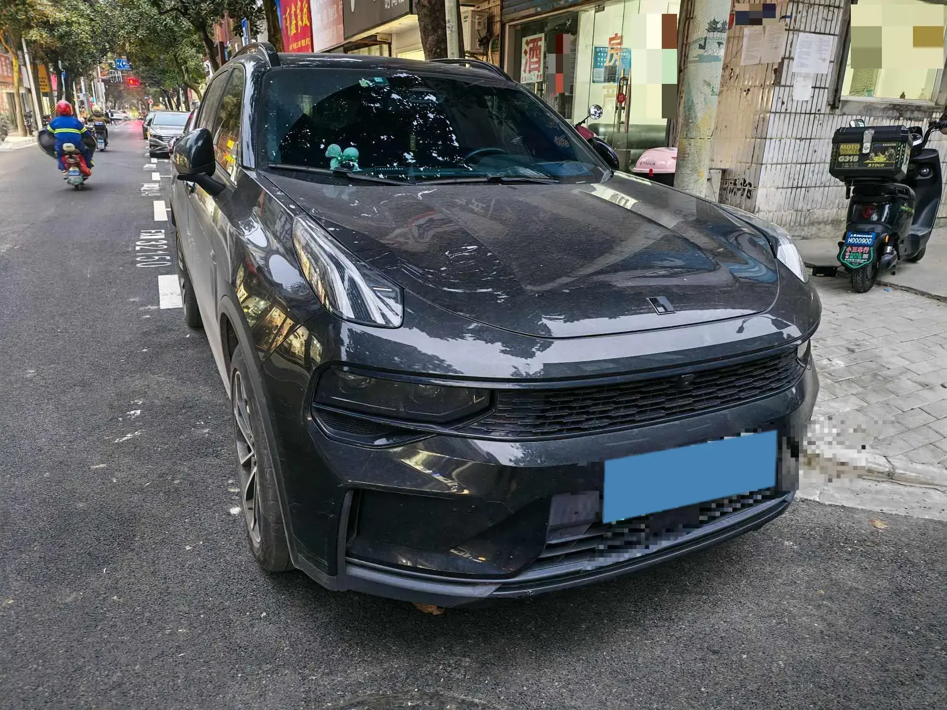 2023 LYNK&CO 01 thumbnail 3