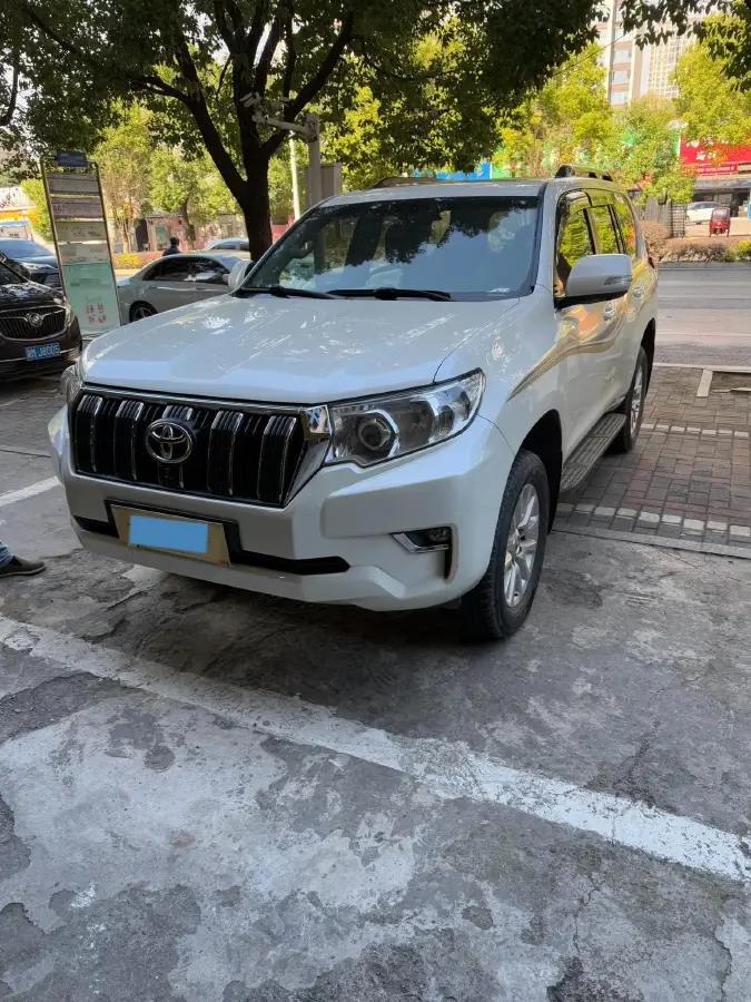 2015 Toyota Land Cruiser Prado 2.7L 159HP L4 4AT