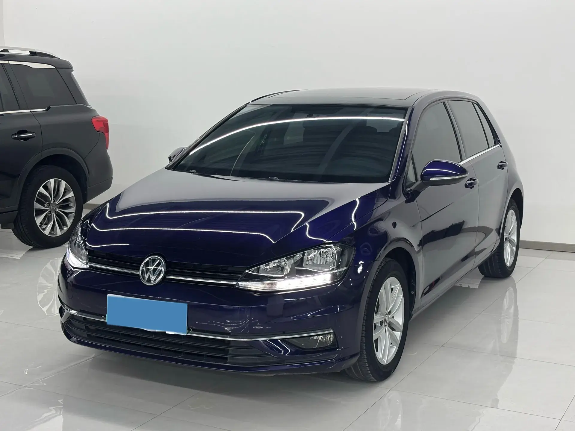2018 VOLKSWAGEN GOLF view 1